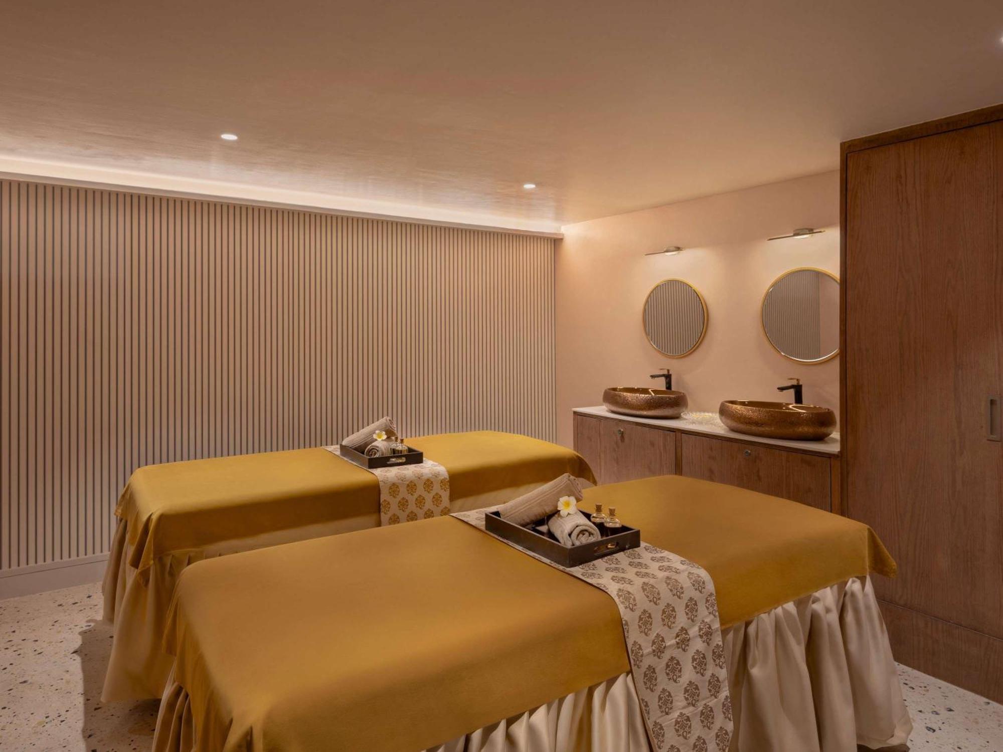 Grand Mercure Goa Candolim - An Accor Hotels Brand Extérieur photo